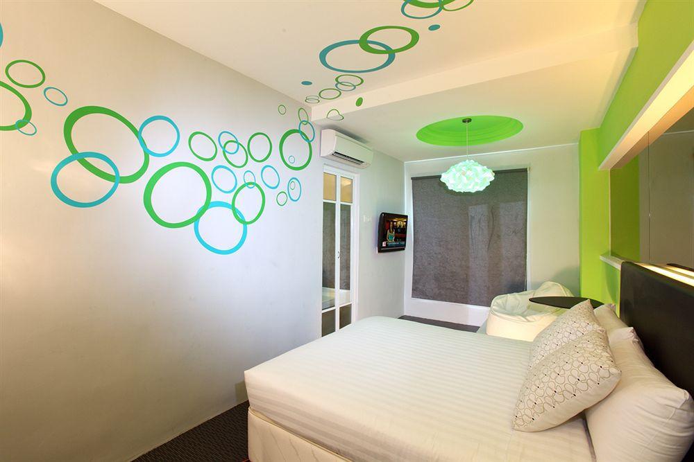 Bliss Boutique Hotel Джохор Бахру Екстериор снимка