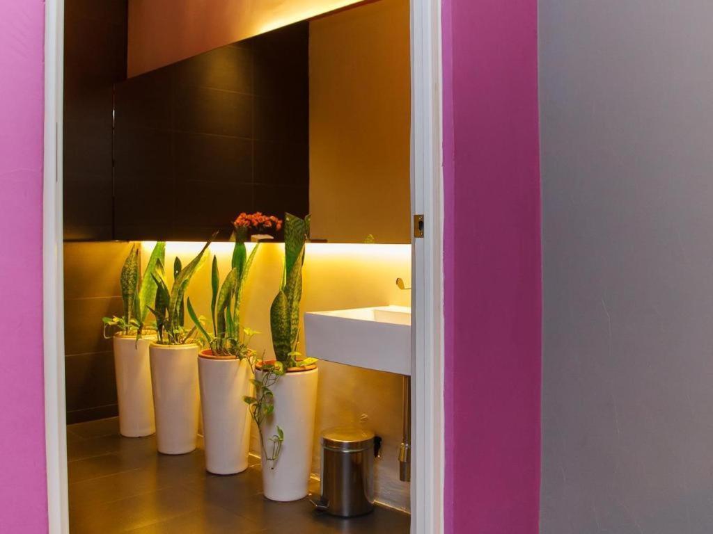 Bliss Boutique Hotel Джохор Бахру Екстериор снимка