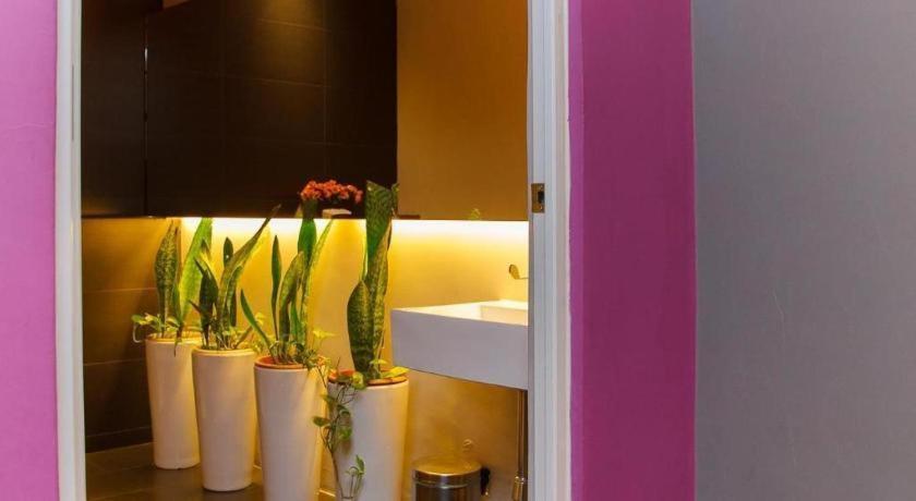 Bliss Boutique Hotel Джохор Бахру Екстериор снимка