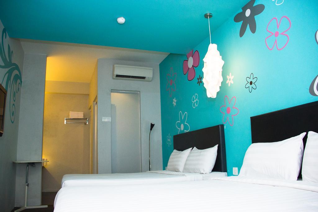 Bliss Boutique Hotel Джохор Бахру Екстериор снимка