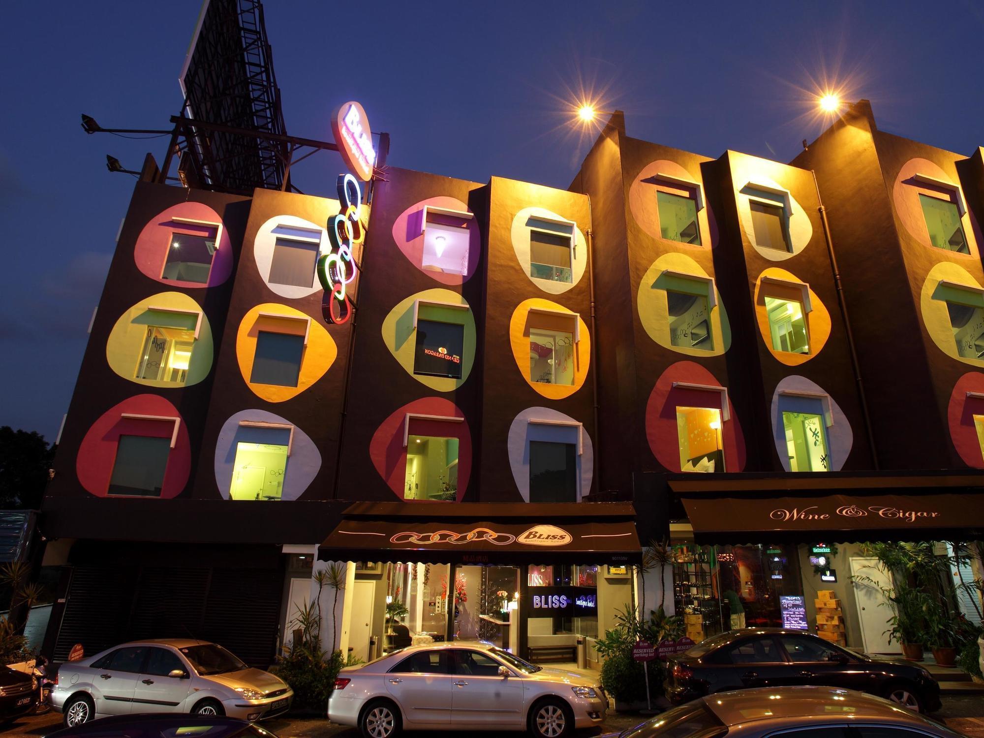 Bliss Boutique Hotel Джохор Бахру Екстериор снимка
