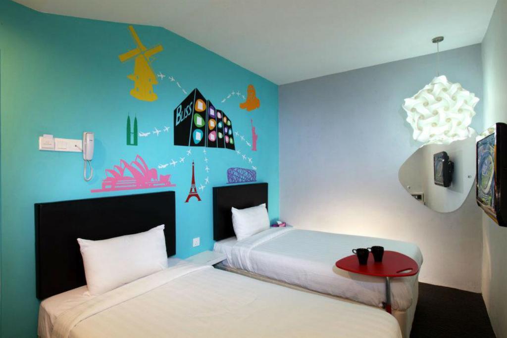 Bliss Boutique Hotel Джохор Бахру Стая снимка